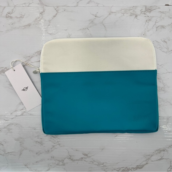 Genuine MINI BMW Logo iPad Samsung Microsoft Surface Pro 4 Tablet Cover - Picture 2 of 5